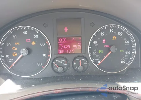 2006 Volkswagen Jetta 2.5 из США, поврежденный, VIN 3VWRF71K56M817059